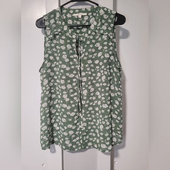 fun 2 fun Tops - fun2fun Size L Green Floral Tank